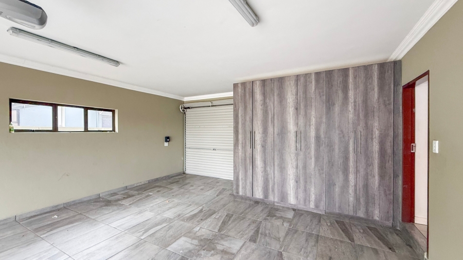 4 Bedroom Property for Sale in Birdwood Estate North West
